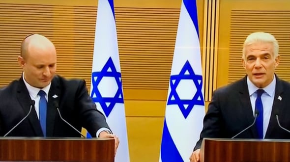 יאיר לפיד ונפתלי בנט צילום מסך